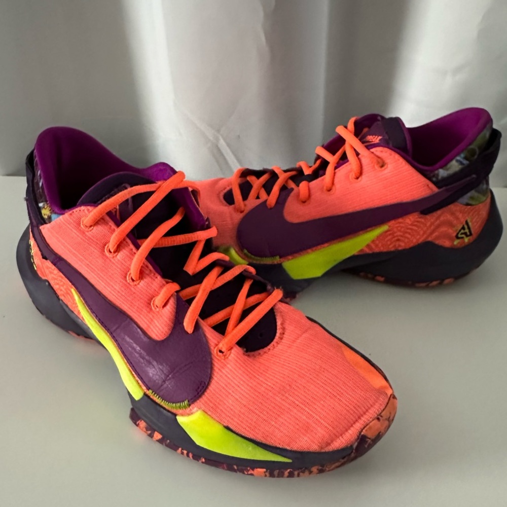 Men’s Nike Zoom Freak 2 Giannis Bright Mango Orange Tennis Shoes Size 10